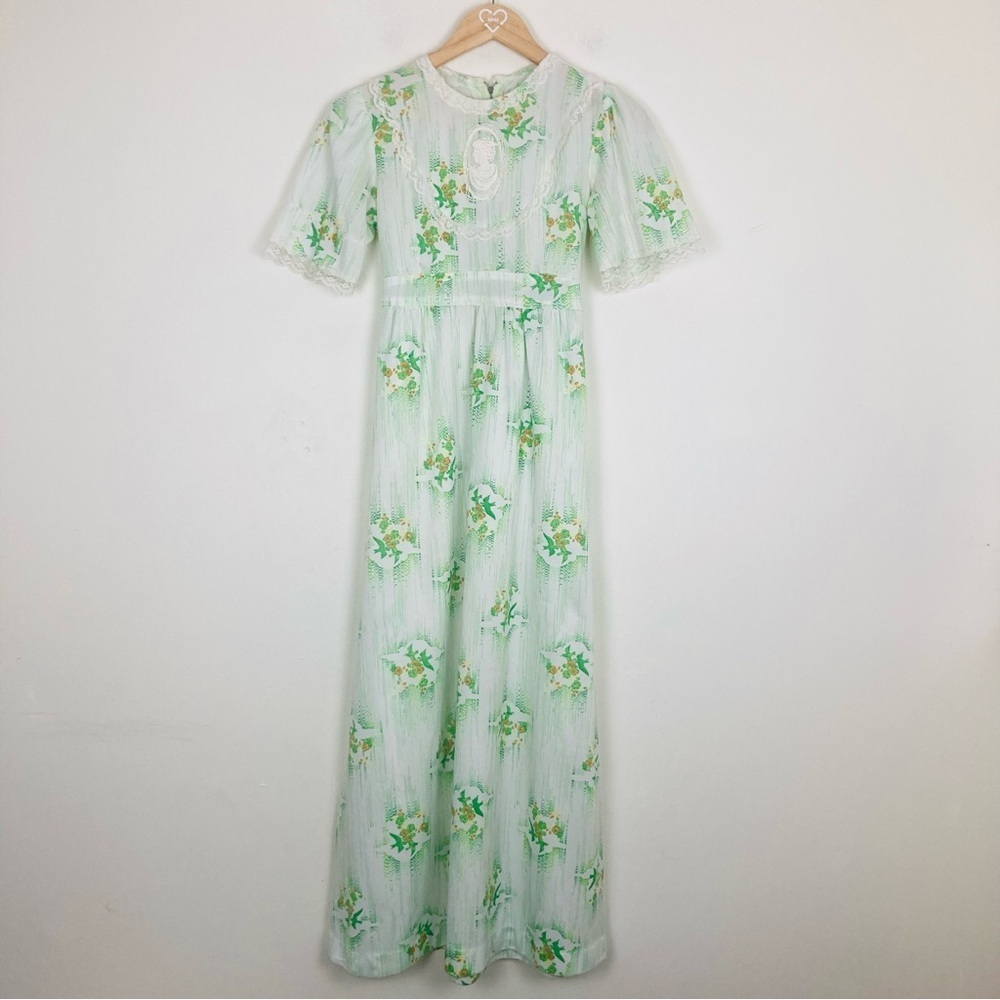 Vintage handmade 70s knit stretch midi empire waist dress w cameo lace trim. S - Picture 2 of 9